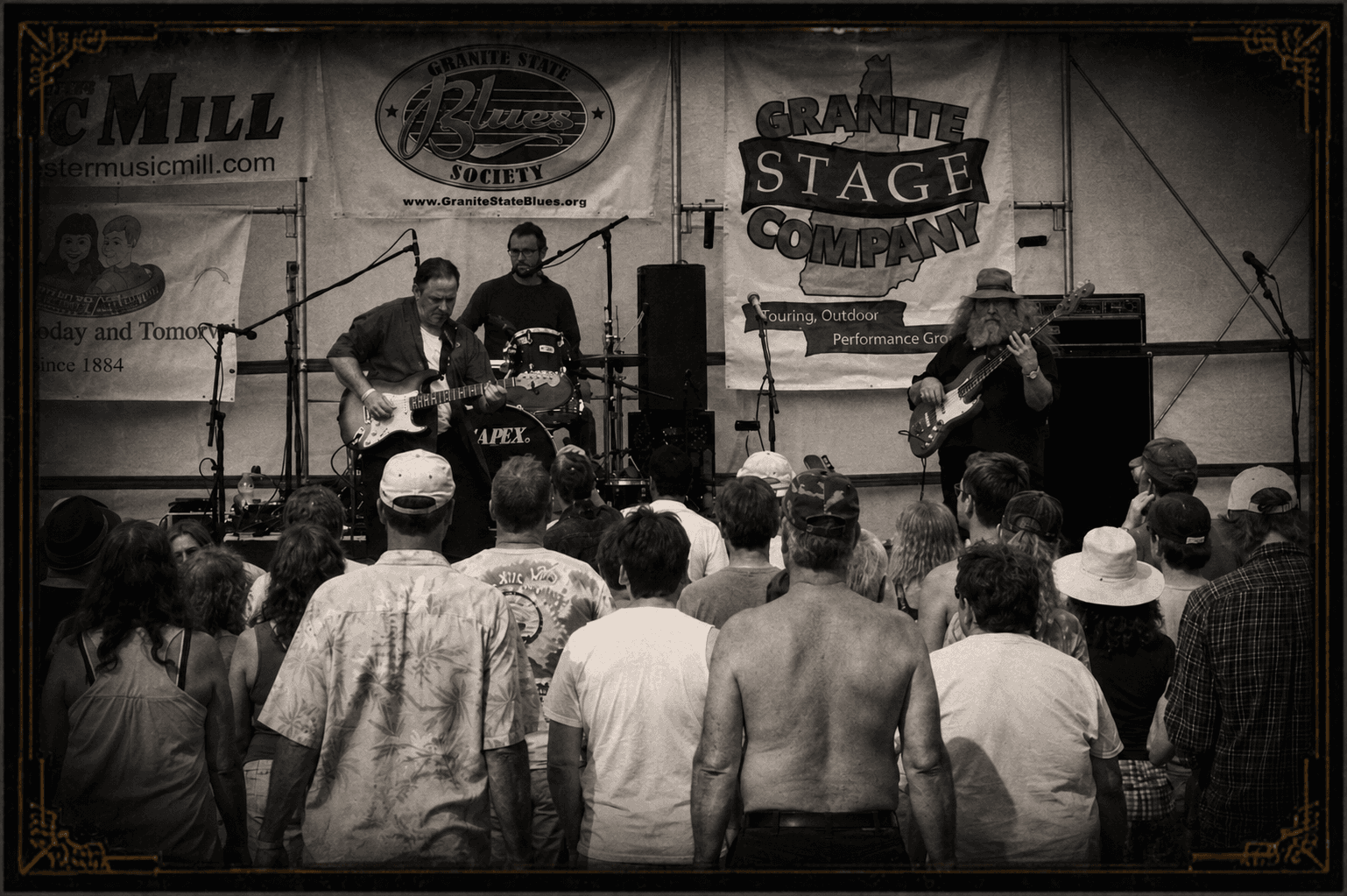Gordon James Full Service Blues live on stage