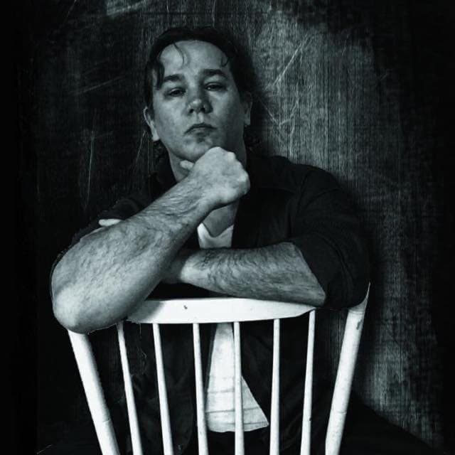 Gordon James promotional portrait.